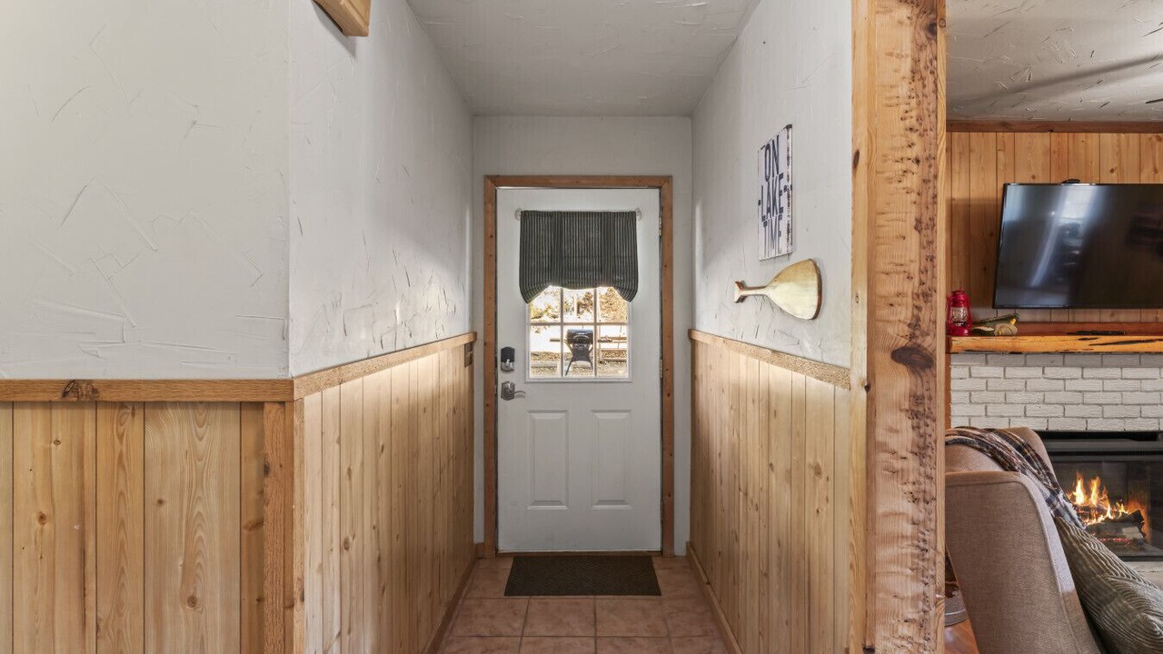 Photo of Livingroom in Sweetwater