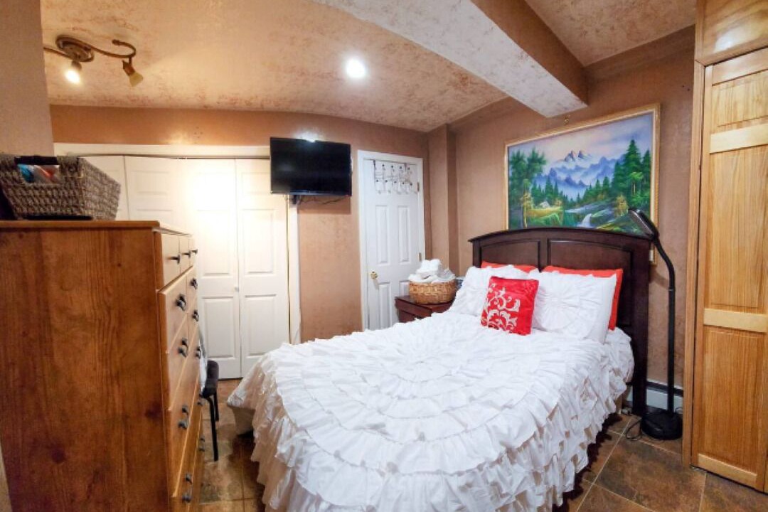 Photo of Bedroom in Queens