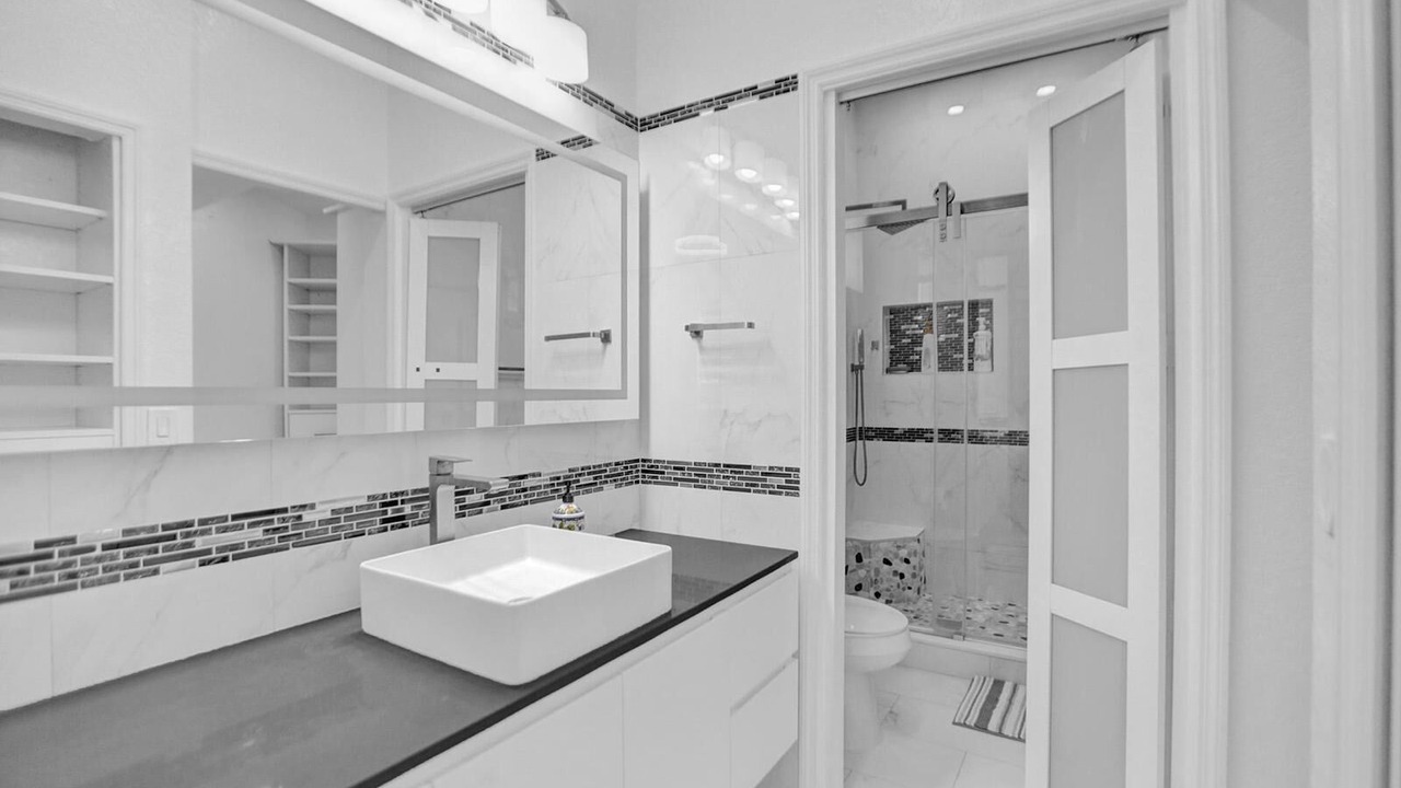 Photo of Bathroom in Miami Lakes