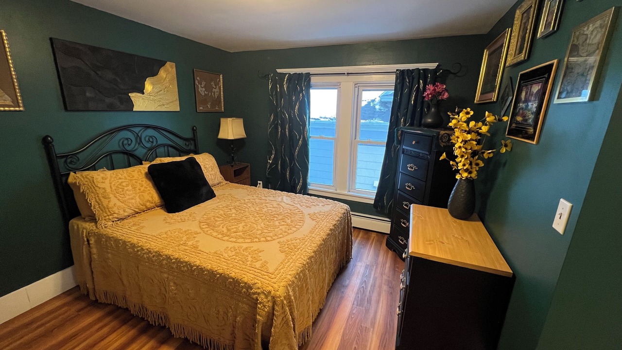 Photo of Bedroom in North Tonawanda