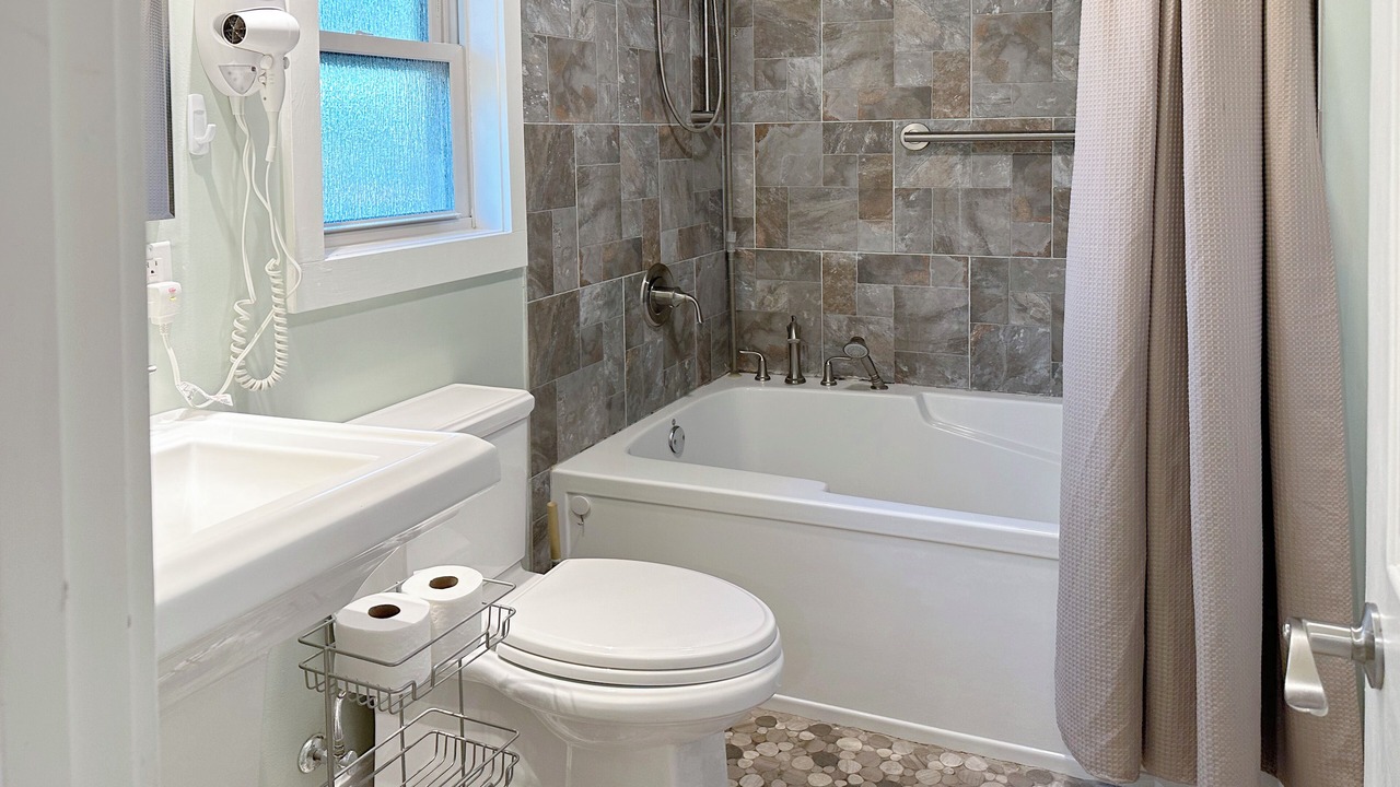 Photo of Bathroom in Jefferson
