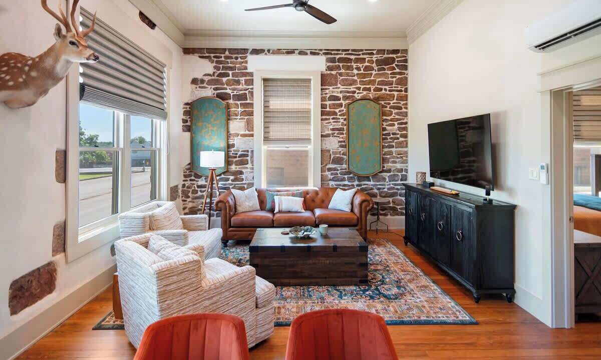 Photo of Livingroom in Mason