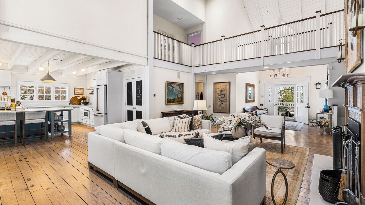 Photo of Livingroom in Wayne