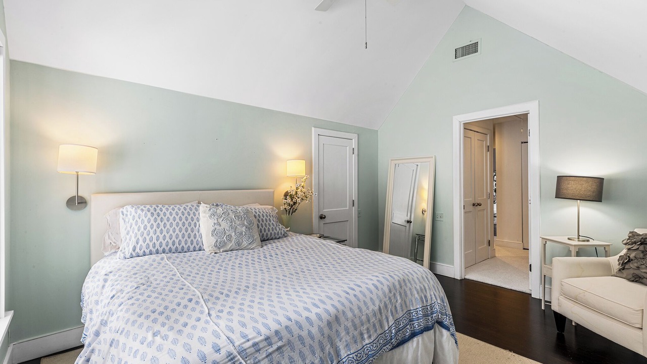 Photo of Bedroom in Wayne