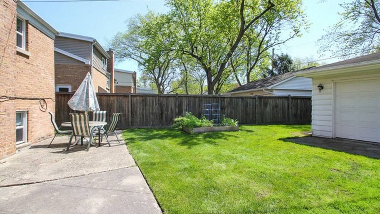 Photo of Outdoor in Glenview
