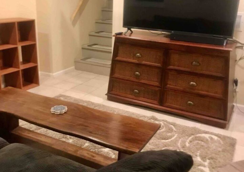 Photo of Livingroom in Glenview