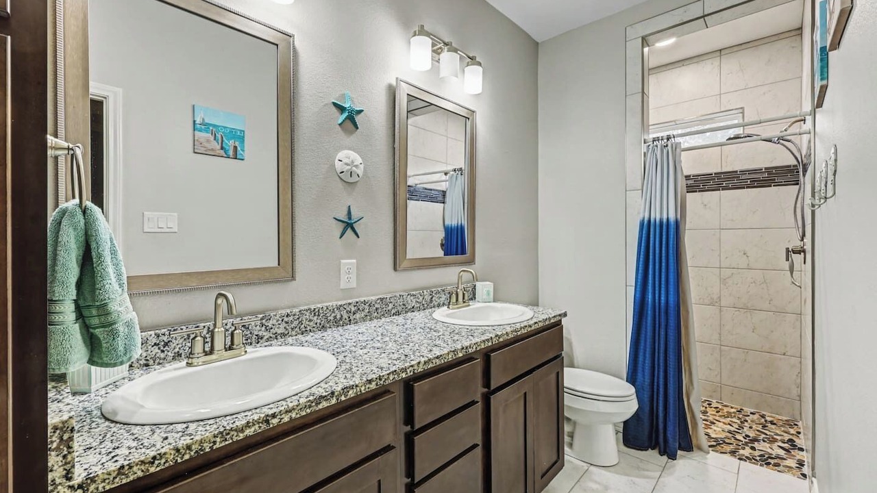 Photo of Bathroom in San Patricio County