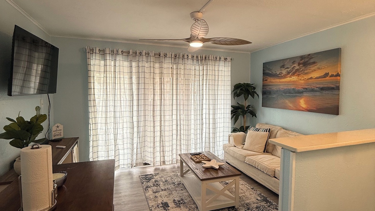 Photo of Livingroom in North Beach