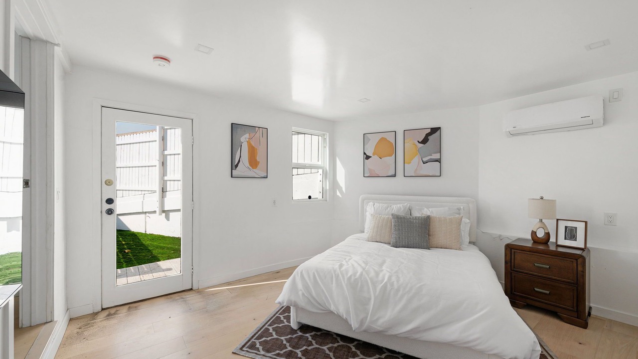 Photo of Bedroom in Santa Monica Canyon