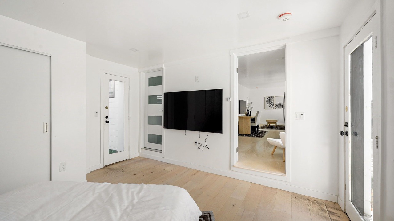 Photo of Bedroom in Santa Monica Canyon