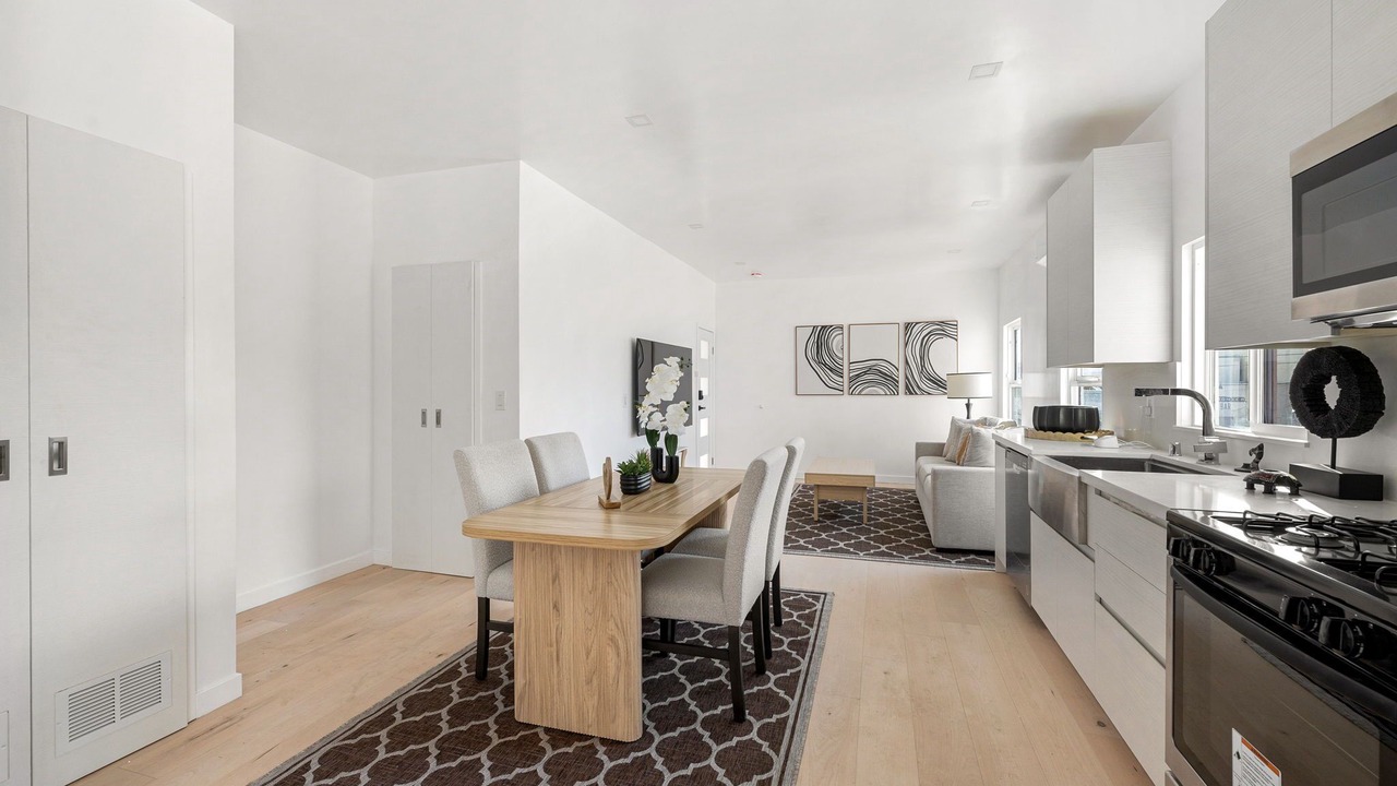 Photo of Kitchen in Santa Monica Canyon