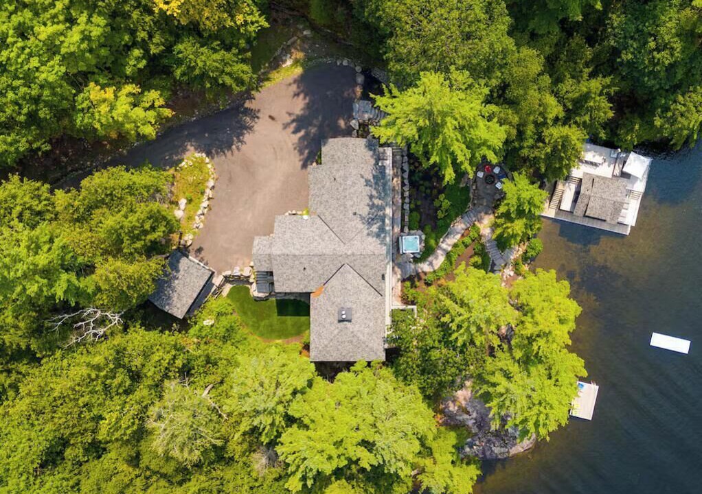 Photo of Outdoor in Rosseau