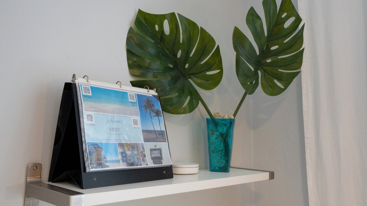 Photo of Others in Hollywood South Central Beach