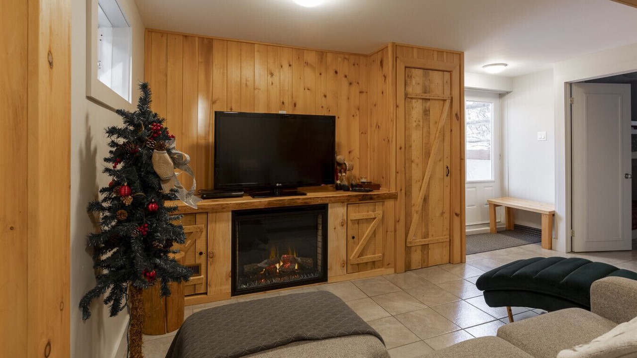 Photo of Livingroom in St-Adolphe-d'Howard