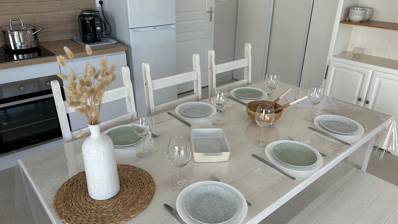 Photo of Kitchen in Maisons