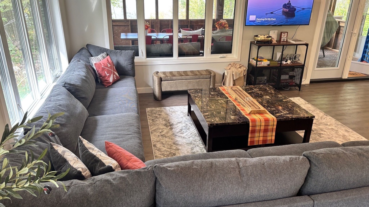 Photo of Livingroom in Manigotagan