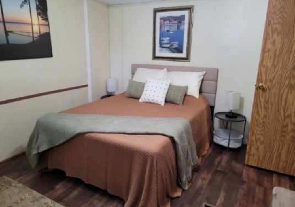 Photo of Bedroom in Abbeville