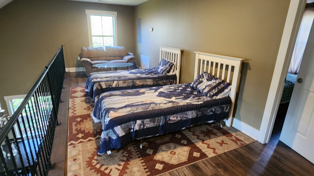 Photo of Others in Dadeville