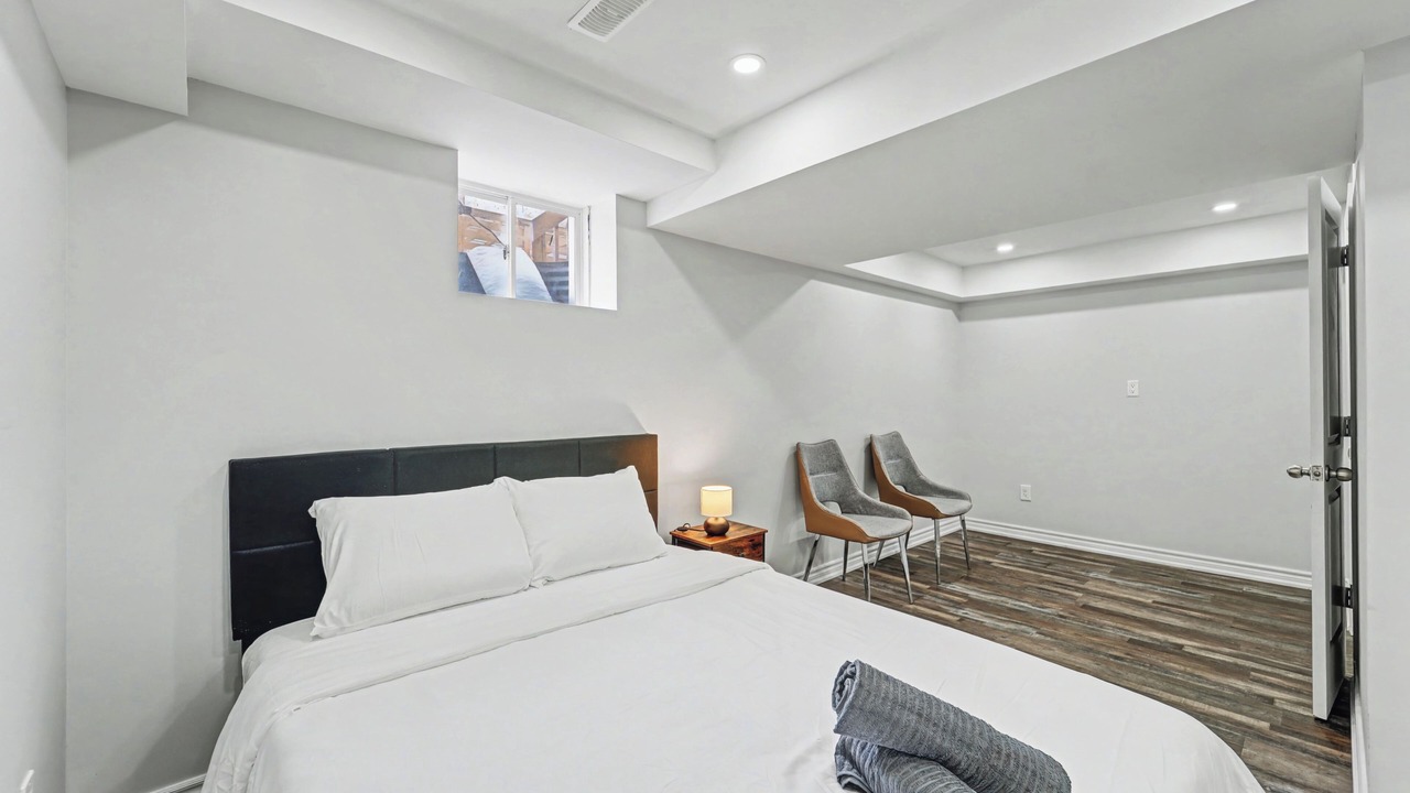 Photo of Bedroom in Pickering