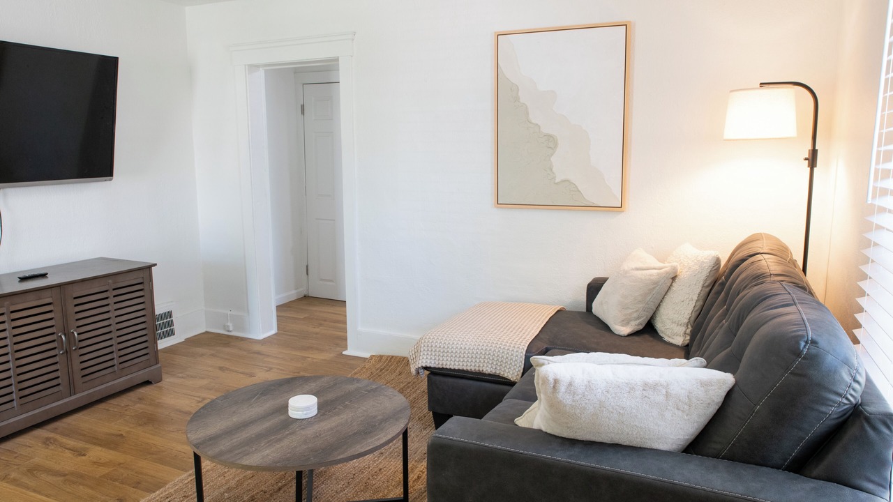 Photo of Livingroom in Bedford