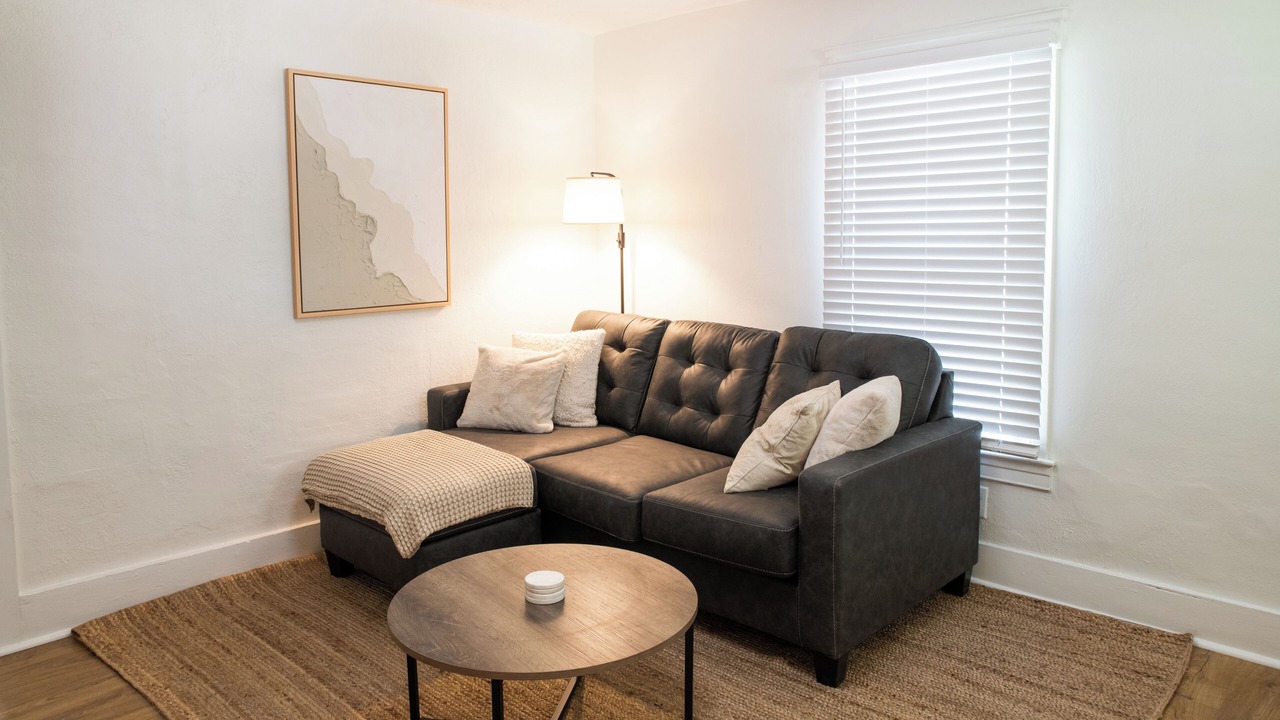 Photo of Livingroom in Bedford