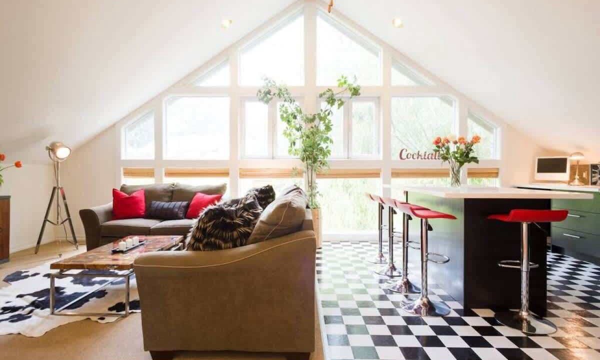 Photo of Livingroom in Penngrove