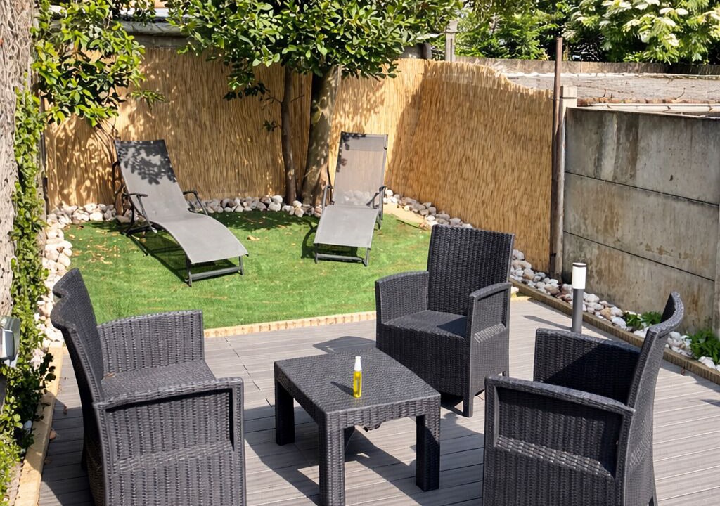 Photo of Patio Balcony in Beaurepaire