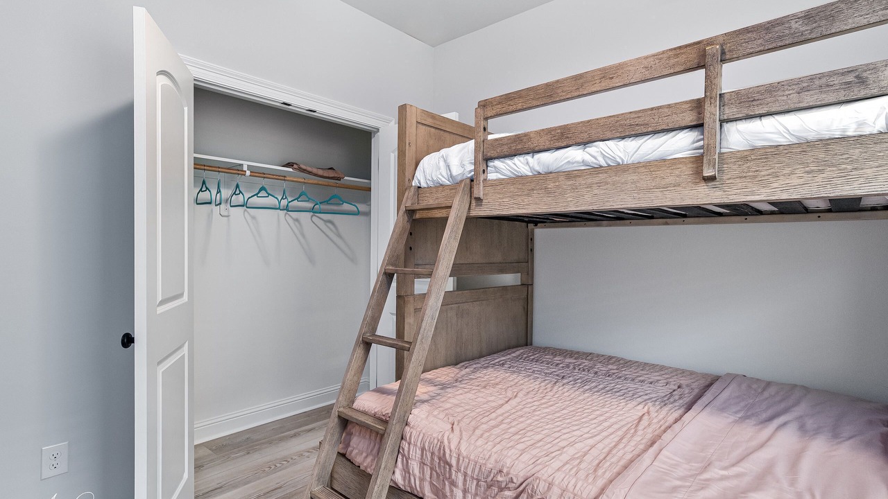 Photo of Bedroom in Shreveport