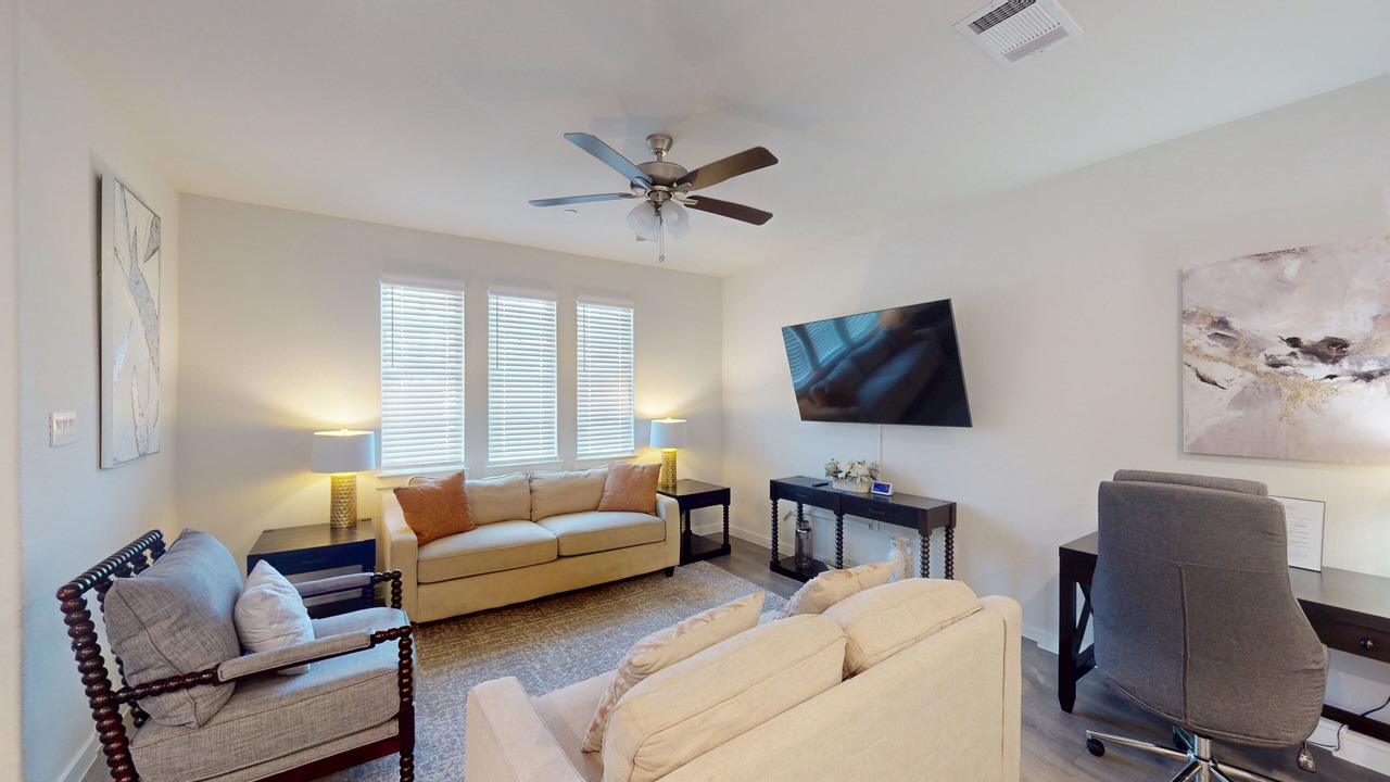 Photo of Livingroom in Tarrant County