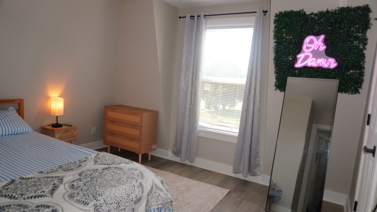 Photo of Bedroom in Baytown
