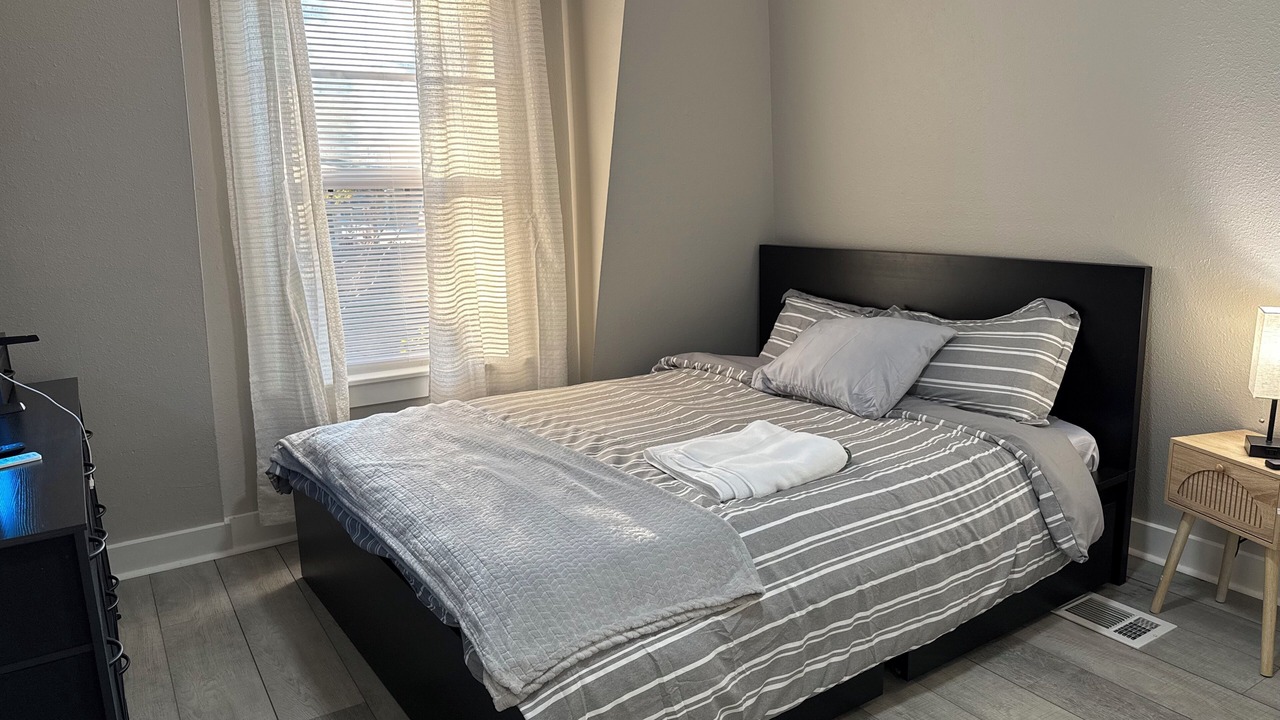 Photo of Bedroom in Baytown