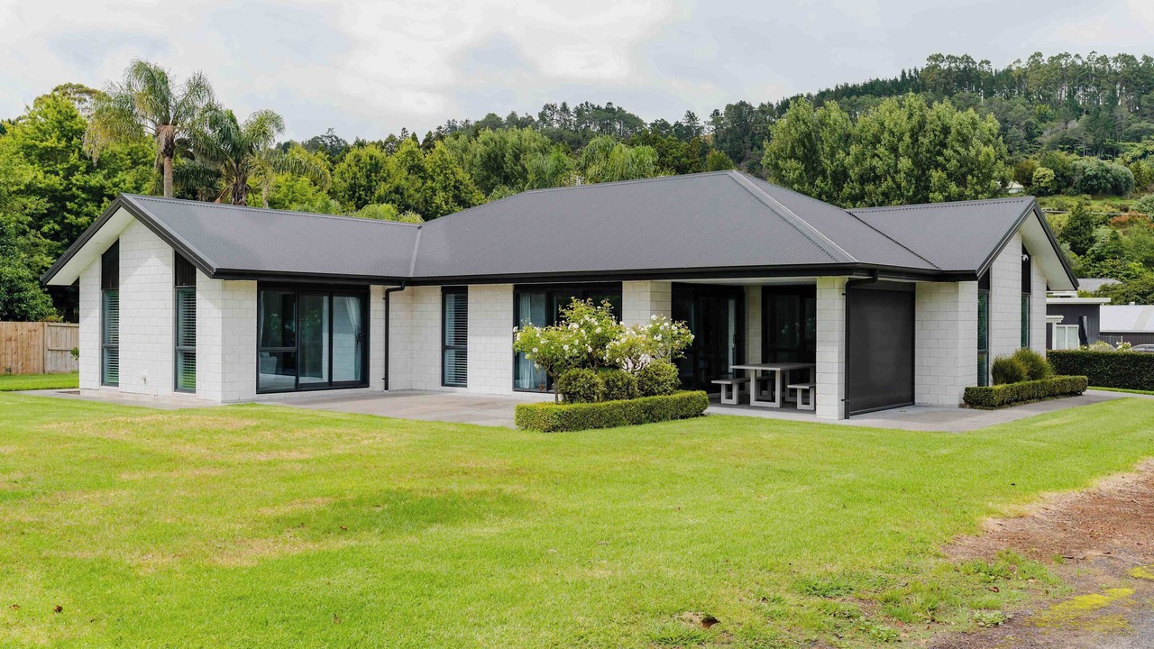 Photo of Outdoor in Whakamarama