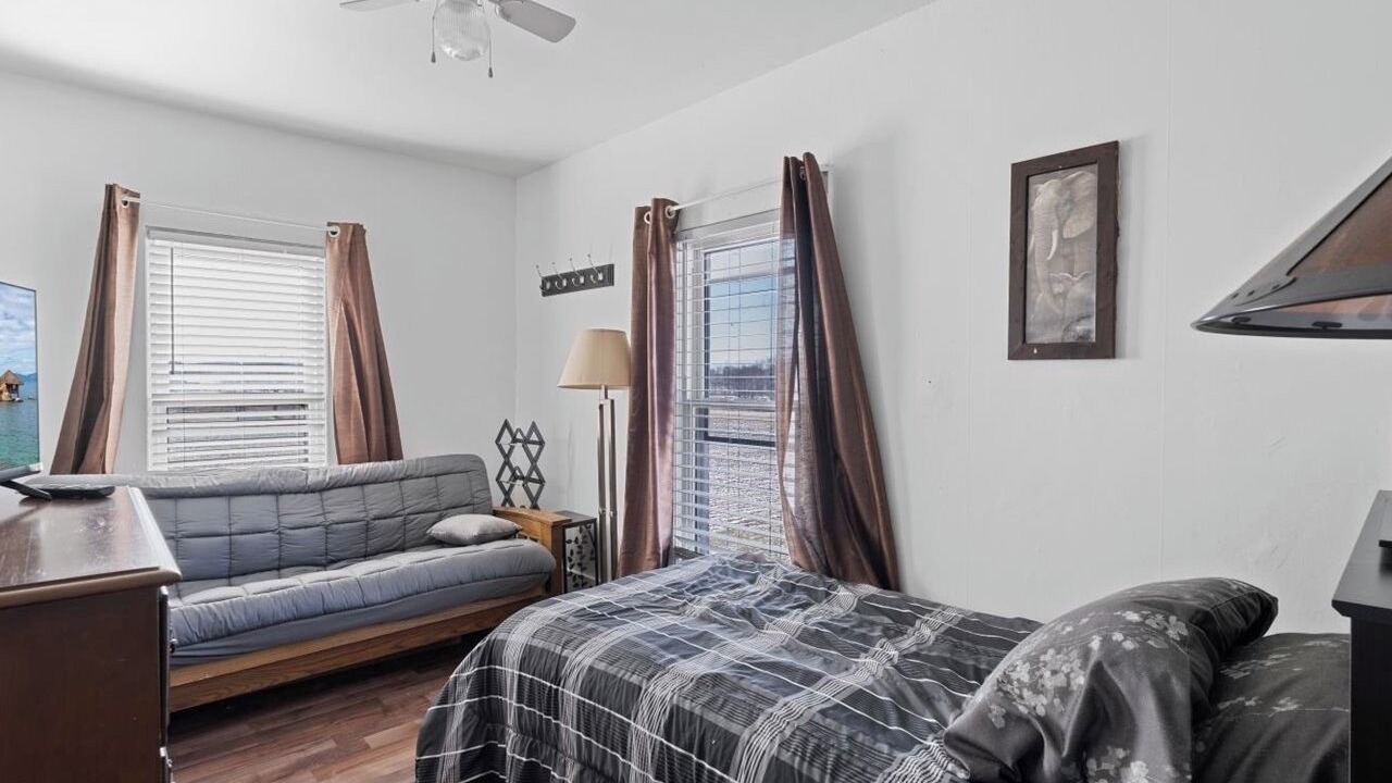 Photo of Bedroom in Opheim