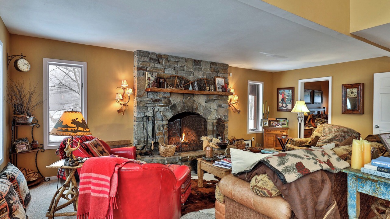 Photo of Livingroom in Central Vermont- Killington