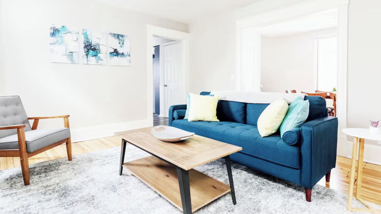 Photo of Livingroom in West Seventh
