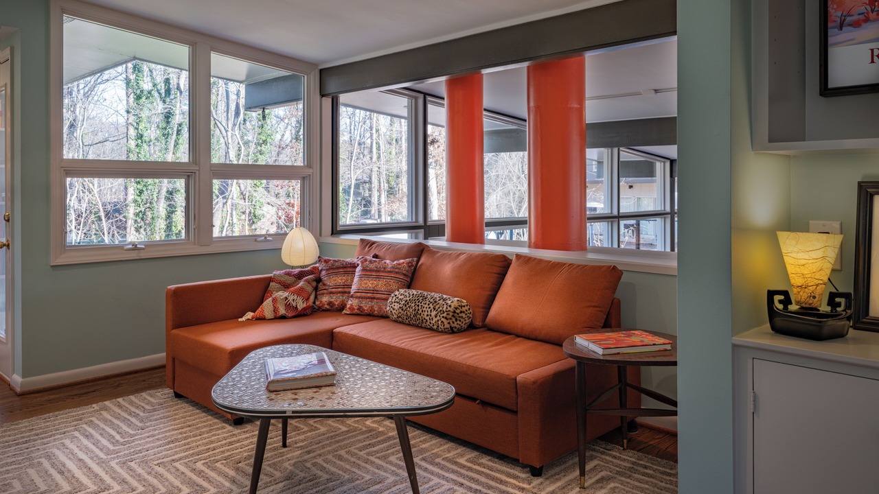 Photo of Livingroom in Southwest Raleigh