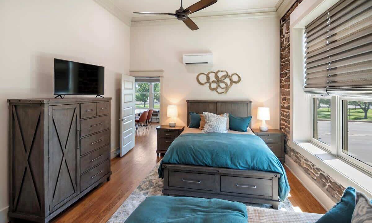 Photo of Bedroom in Mason
