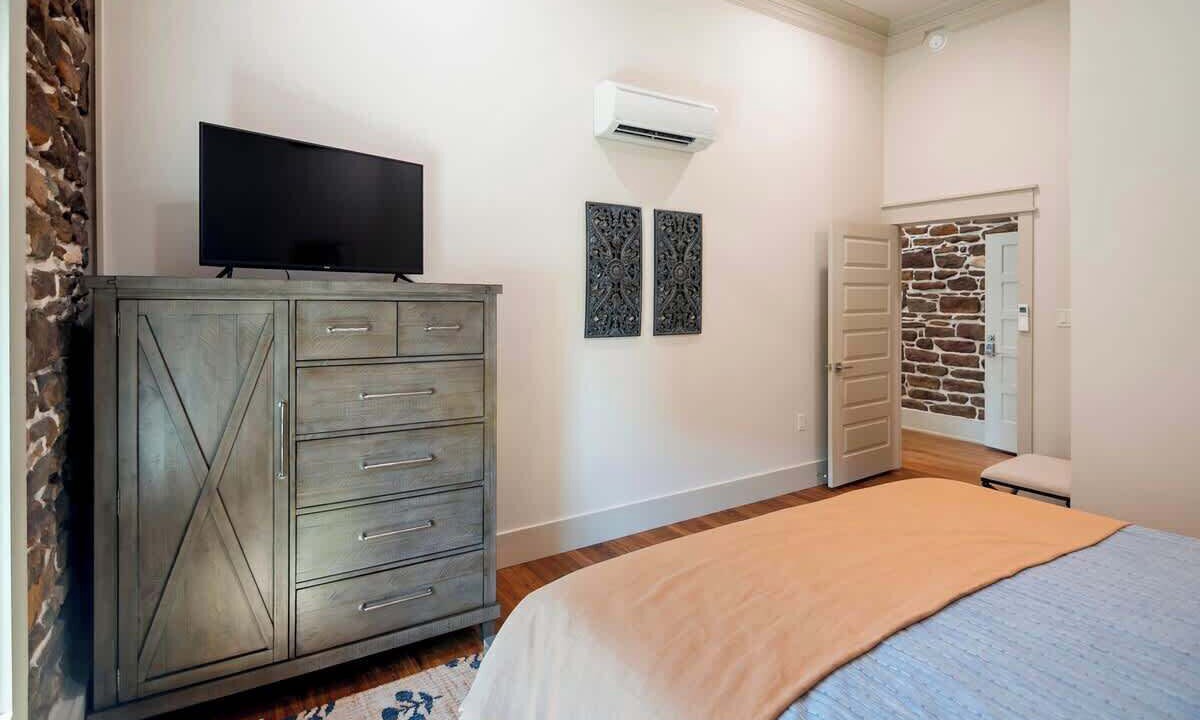 Photo of Bedroom in Mason
