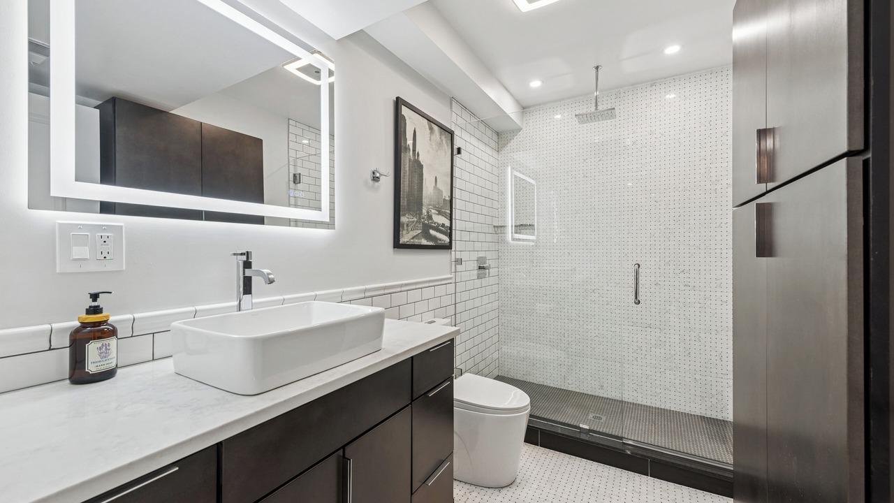 Photo of Bathroom in Sheridan Park