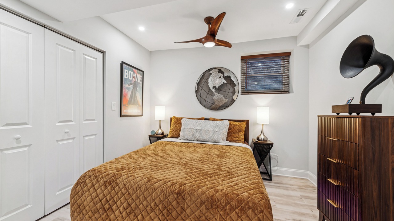 Photo of Bedroom in Sheridan Park