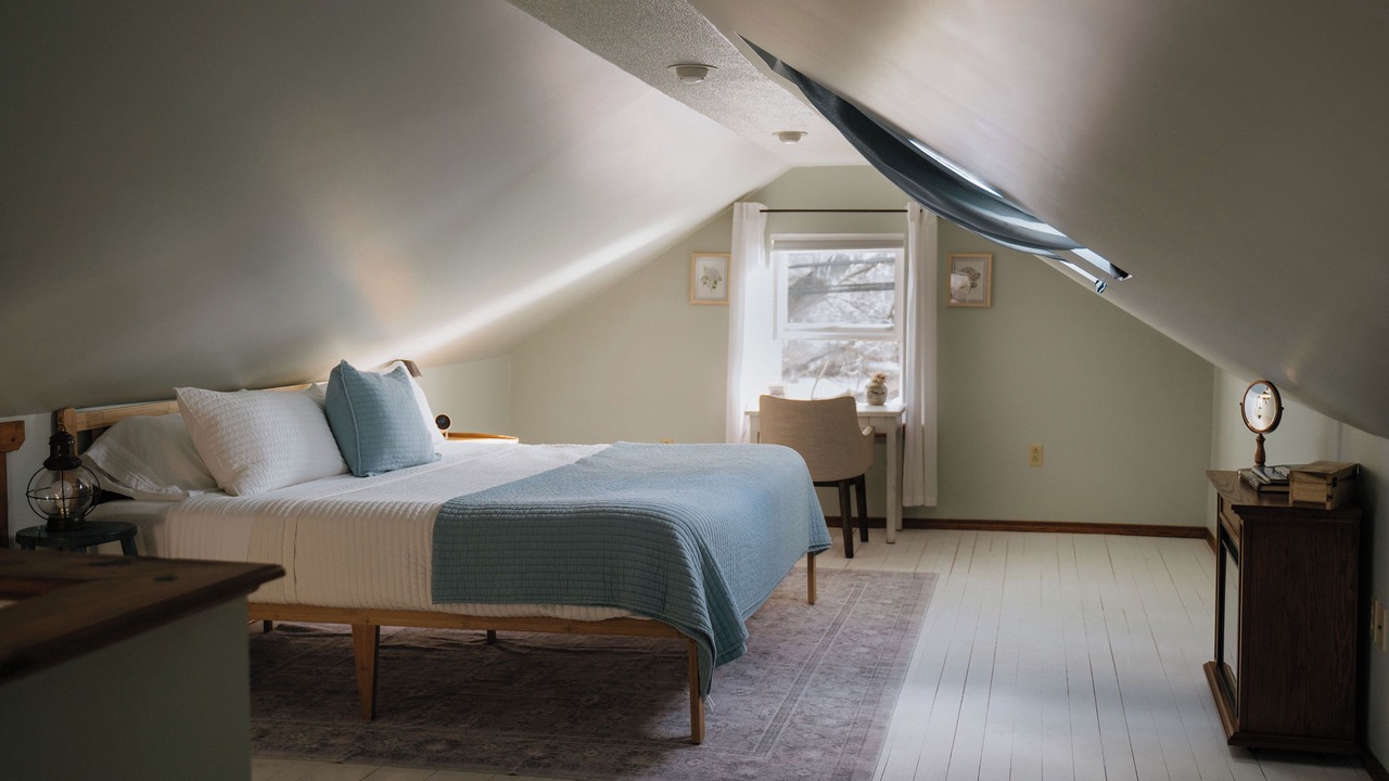 Photo of Bedroom in Portage Lakes