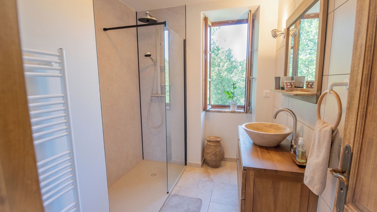 Photo of Bathroom in Saint-Ambroix