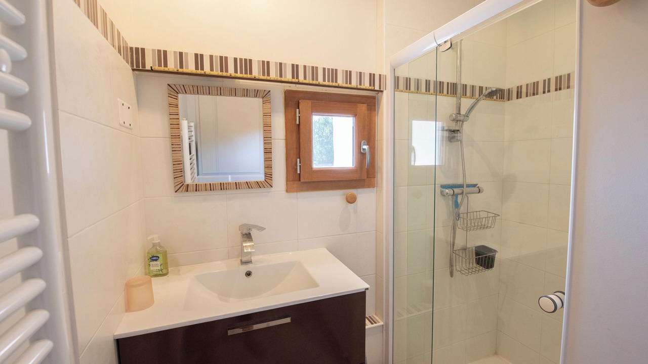 Photo of Bathroom in Saint-Ambroix