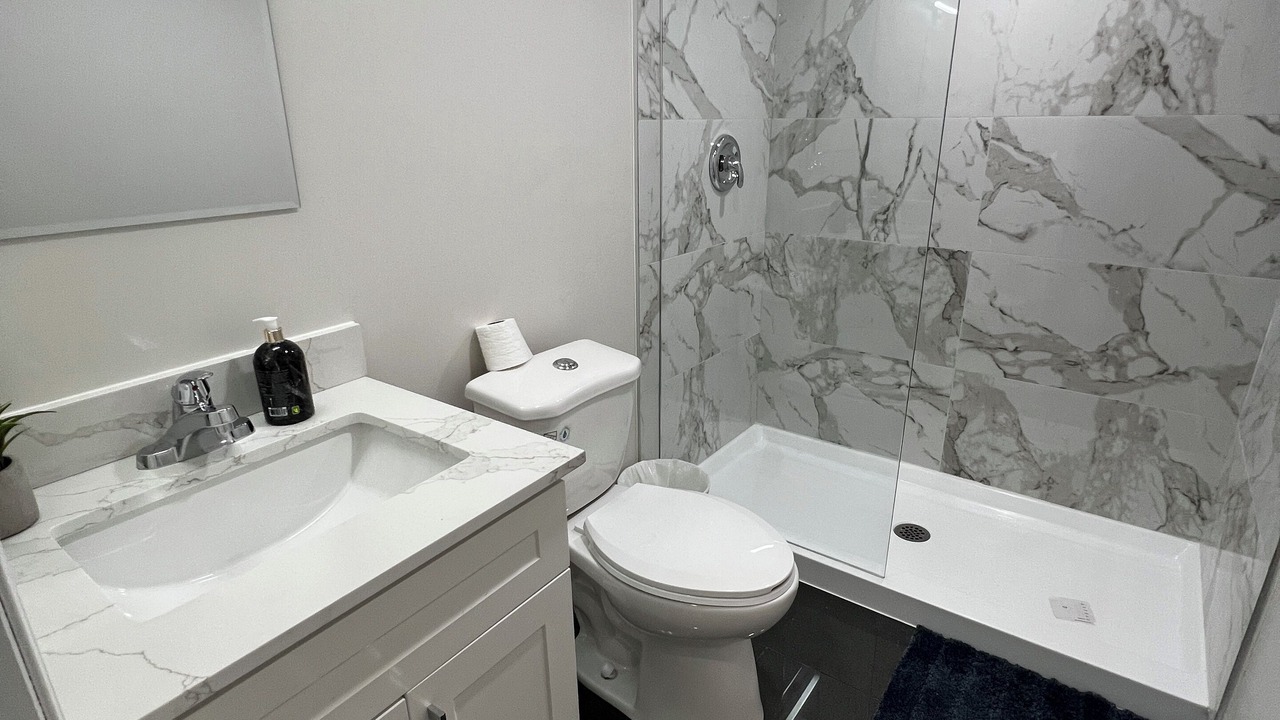 Photo of Bathroom in Halton Regional Municipality