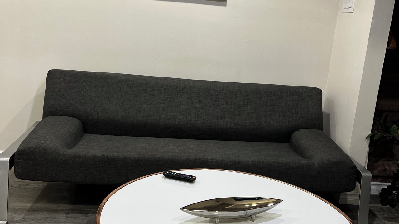 Photo of Livingroom in Halton Regional Municipality