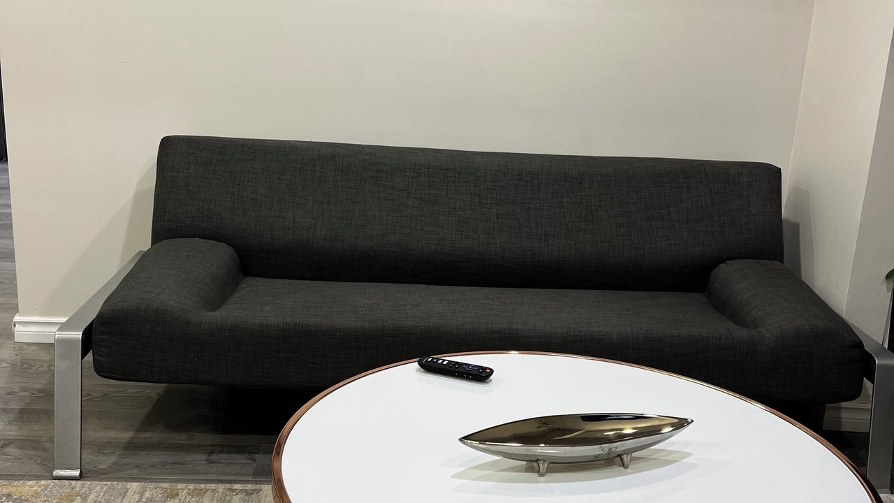 Photo of Livingroom in Halton Regional Municipality