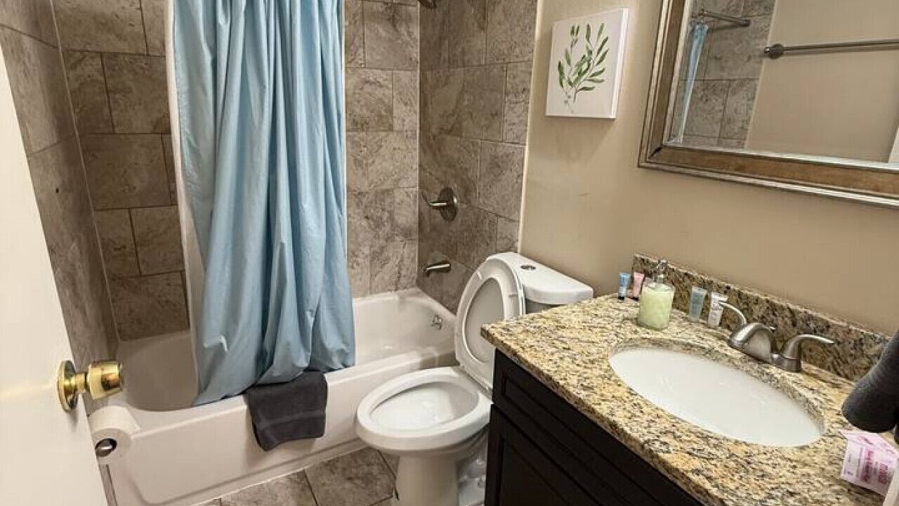 Photo of Bathroom in DeBaliviere Place