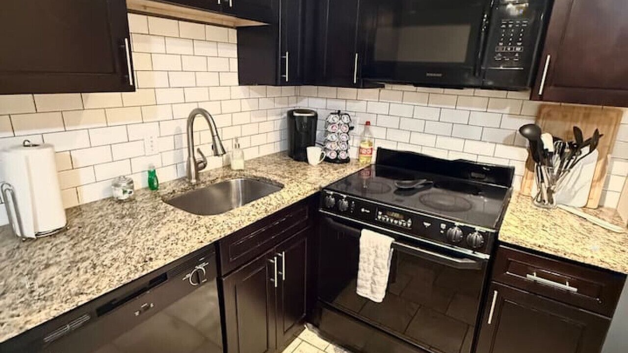 Photo of Kitchen in DeBaliviere Place