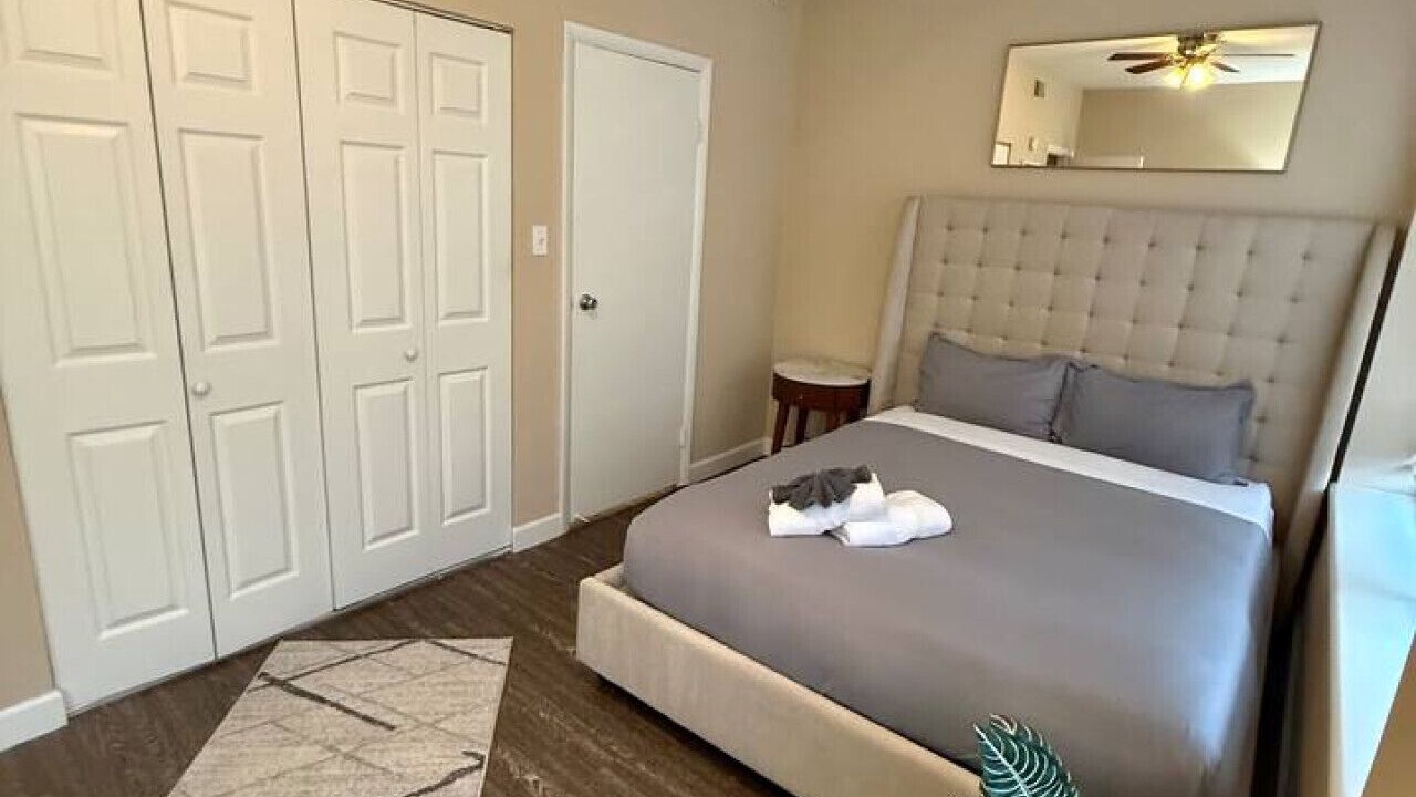 Photo of Bedroom in DeBaliviere Place