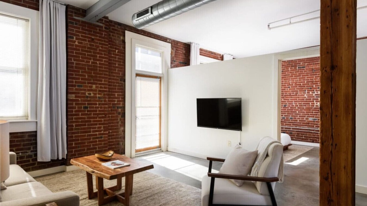 Photo of Livingroom in Downtown St. Louis